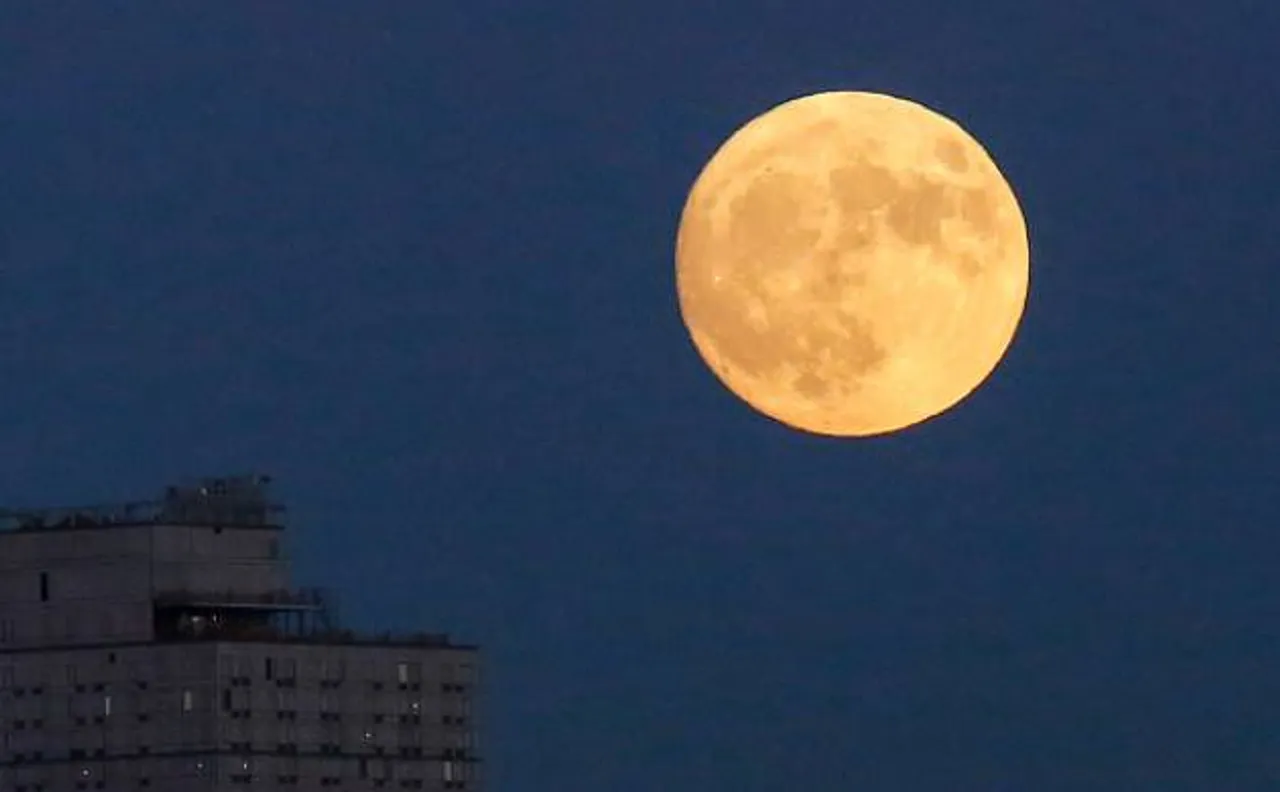 Supermoon: Skygazers across the world witness spectacular lunar event 