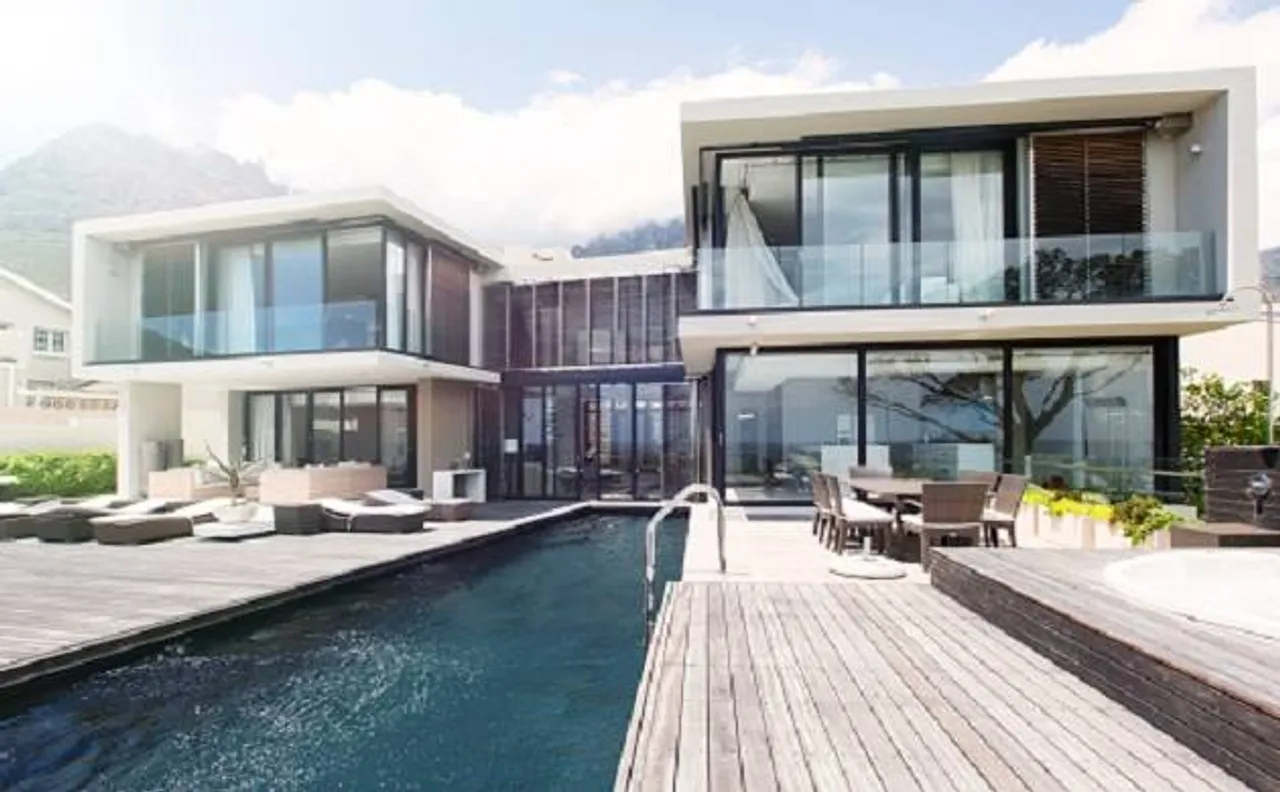 Luxury home rates may soon plunge by 25-30% as PM Modi next target is on Benami property 