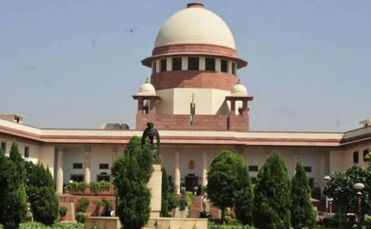 Supreme Court refuses to stay demonetisation drive, says government can't have surgical strike on people 
