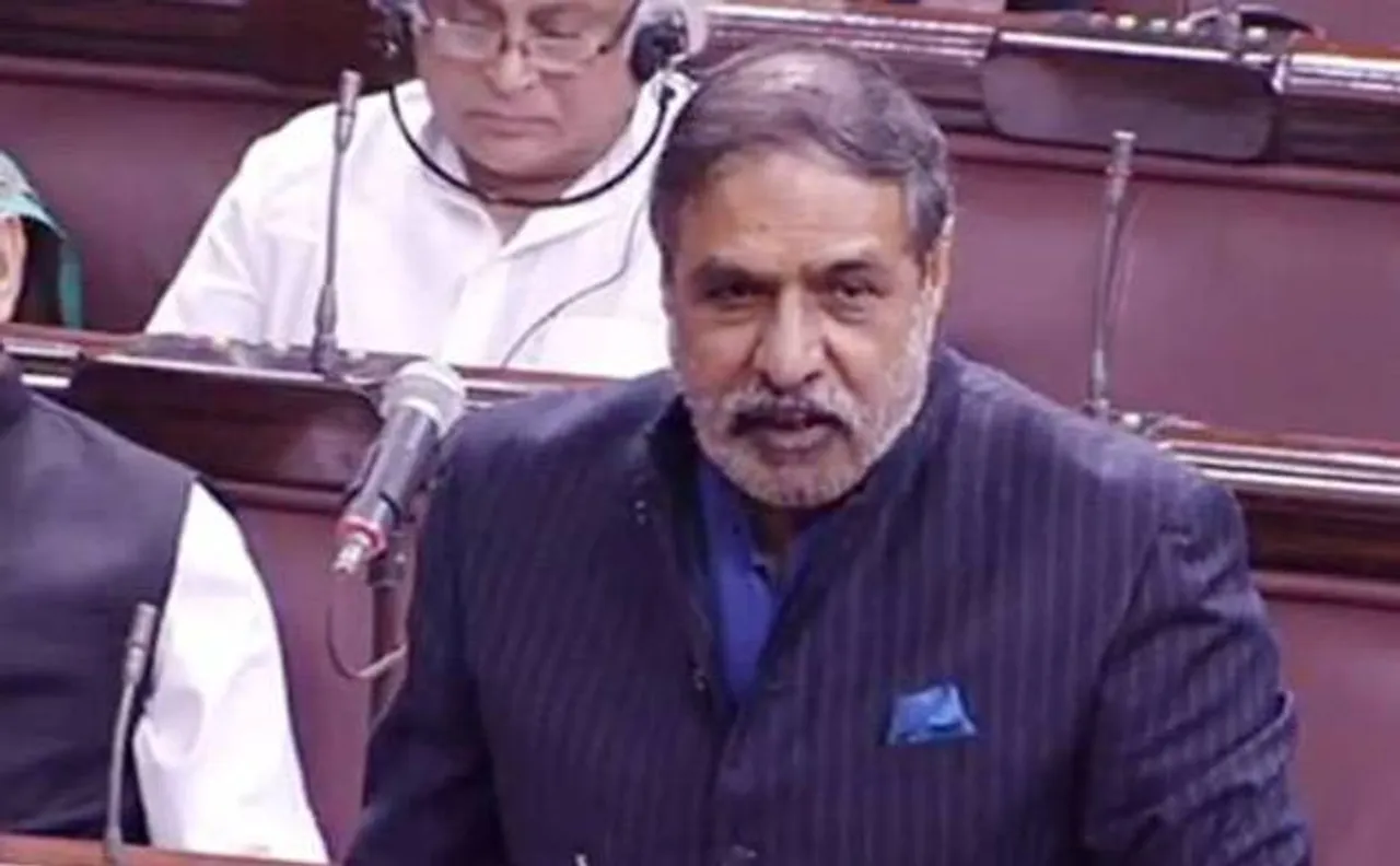 Demonetisation: Opposition launches attack on PM Modi, alleges selective leak of information  