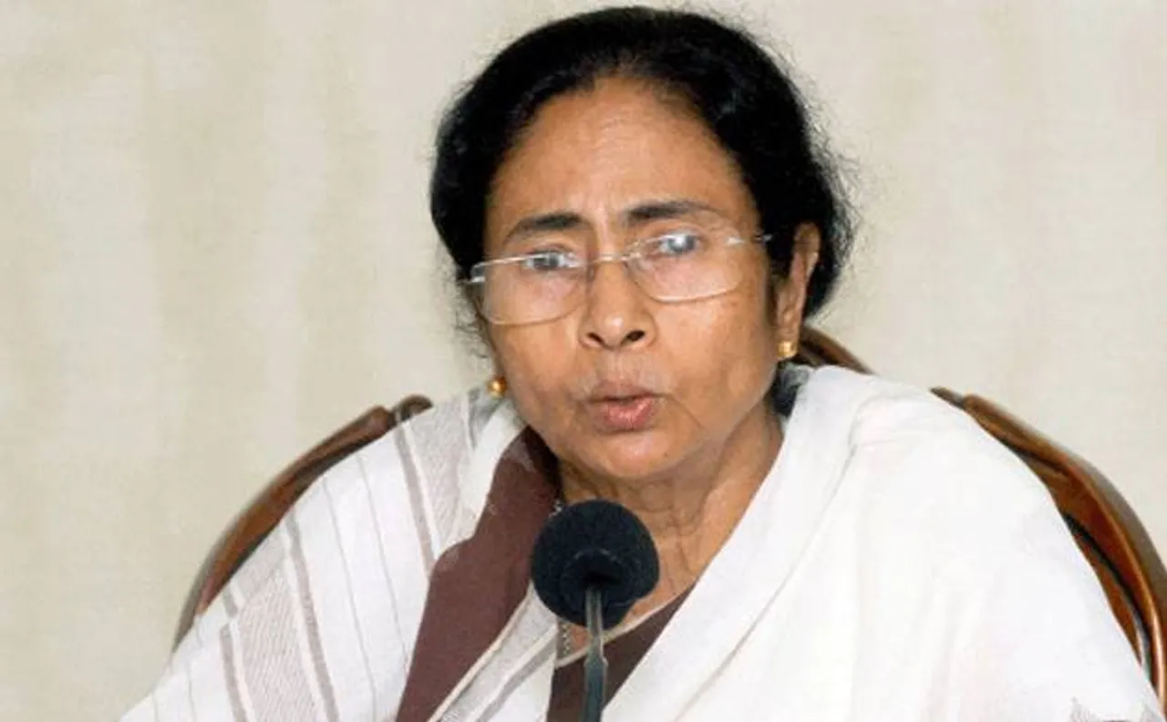 Demonetisation: BJP ally Shiv Sena to accompany Mamata Banerjee in march to Rashtrapati Bhawan