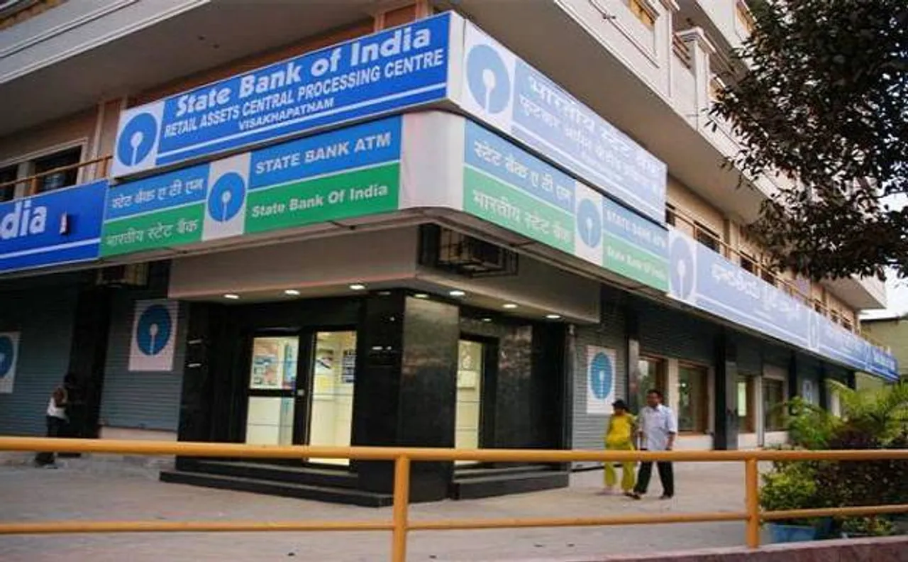 Demonetisation effect: State Bank of India collects Rs 1,14,139 crore in deposits in last seven days