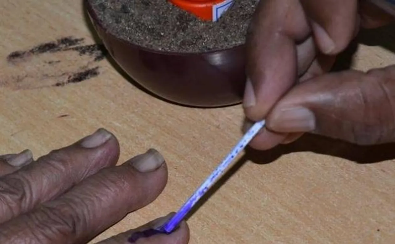 EC requests Finance Minister to not use indelible ink for cash exchange