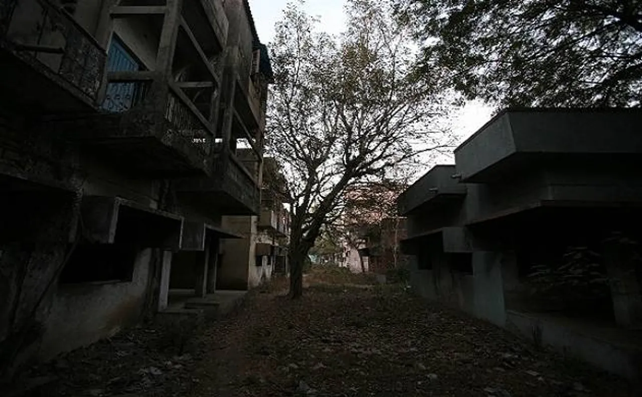 Gujarat High Court judge recuses himself from 2002 Naroda Patiya riot case 