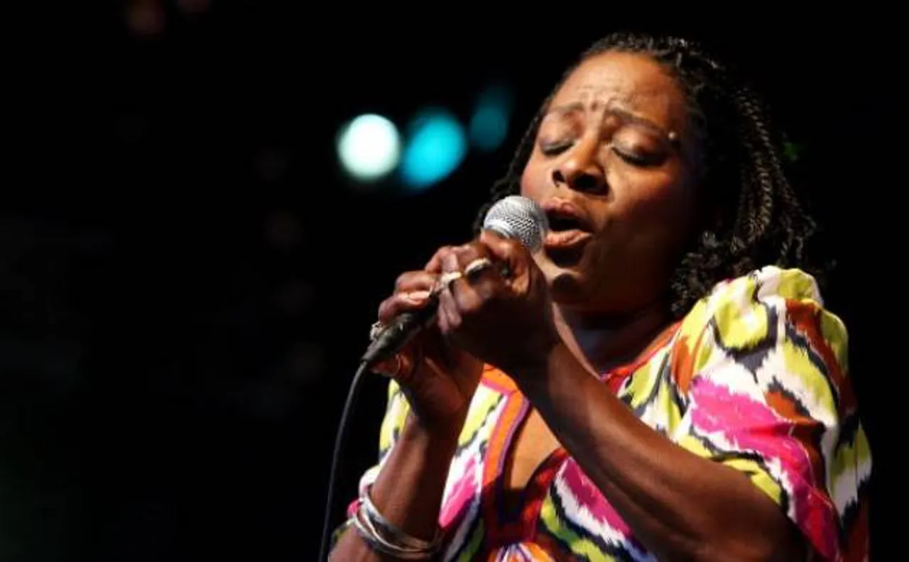 American soul and funk singer Sharon Jones dies after suffering from pancreatic cancer
