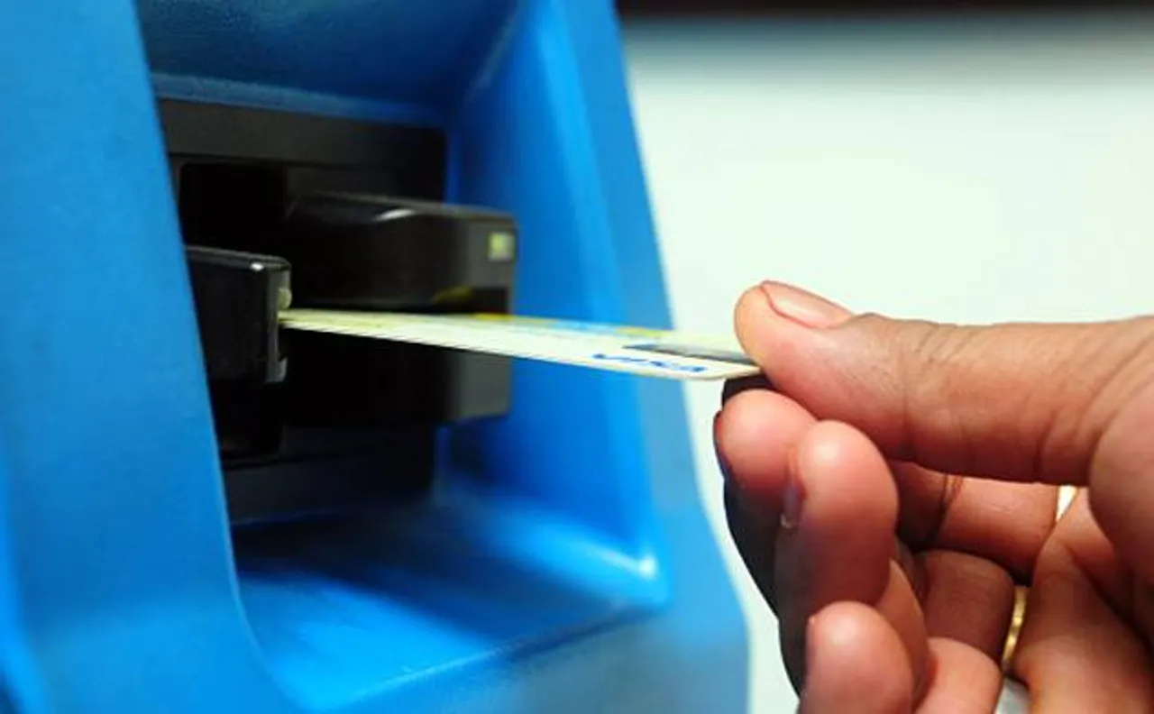 ATMs with no cash continue to be the main source of woes for people in Kolkata