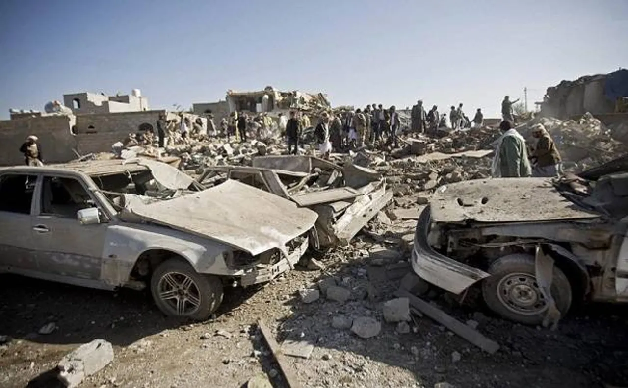 Rebels and loyalist forces battle in Yemen despite new ceasefire