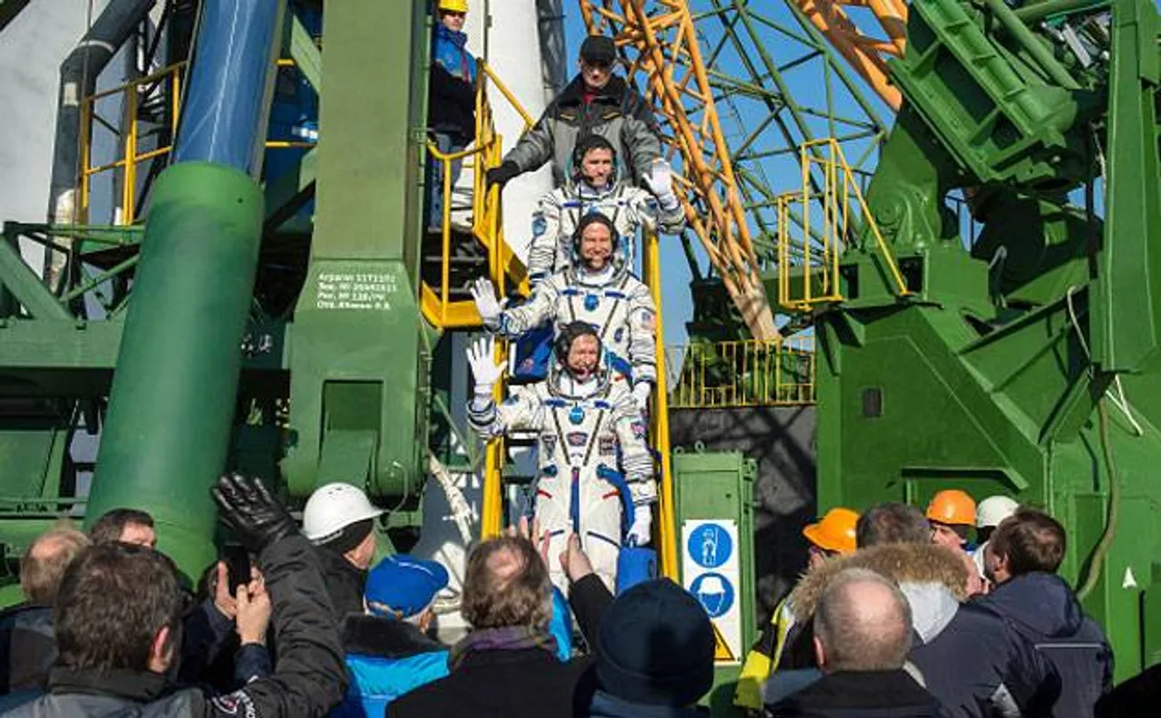 Russian spacecraft Soyuz delivers three astronauts to International space station