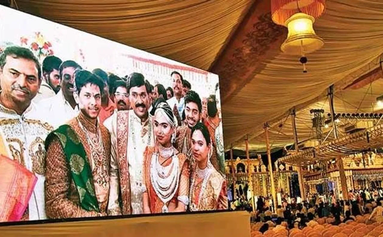 I-T dept raids mining baron Janardhan Reddy's offices in Bellary post daughter's Rs 500 cr wedding