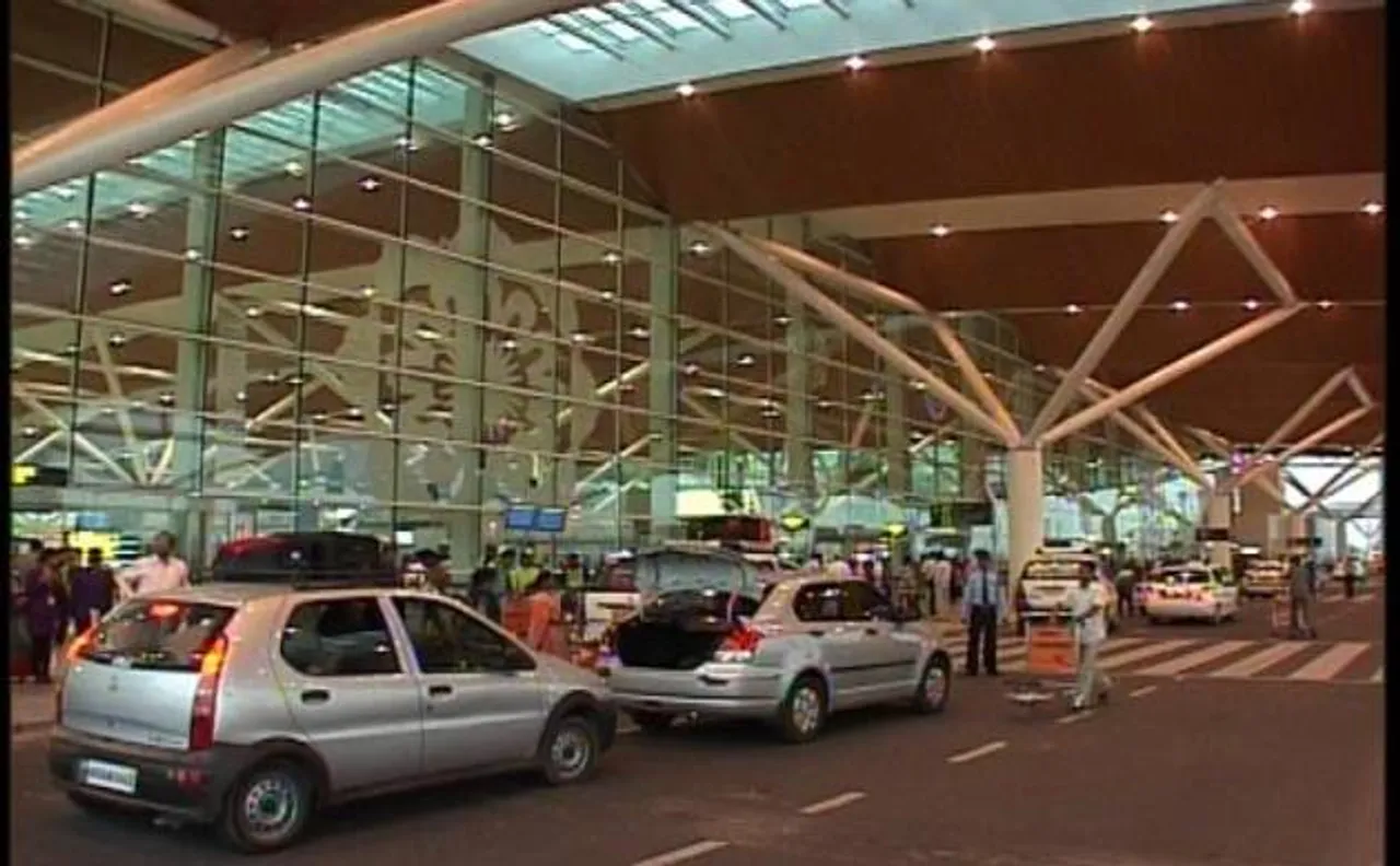 Demonetisation aftermath: Government extends airport parking fee waiver till November 28, midnight