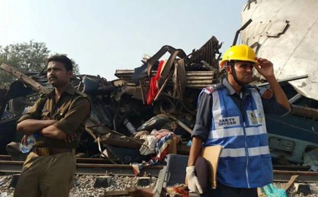 Train services resume on Kanpur-Jhansi route a day after derailment of Indore-Patna Express