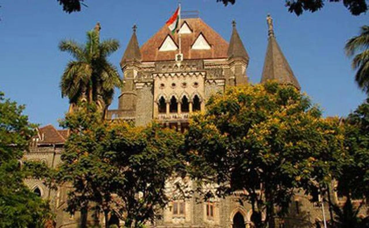Bombay High Court directs BMC to reply on Irrfan, Kapilâ€™s plea challenging notice