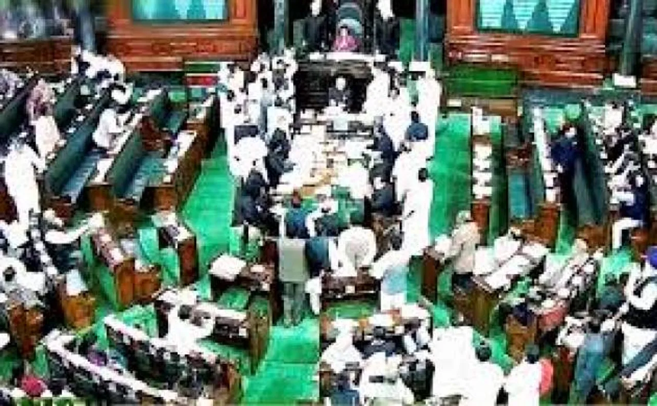 Top news at 1pm on Nov 24: Demonetisation a monumental mismanagement, GDP can decrease by up to 2%