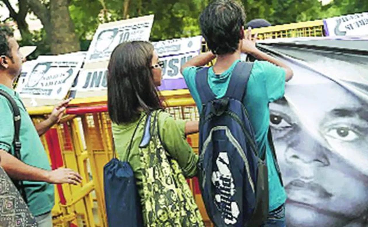 Delhi Police raises reward for info on missing JNU student Najeeb Ahmed to Rs 10 lakh 