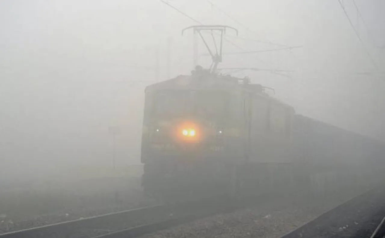 Dense fog disrupts flight, train services in New Delhi