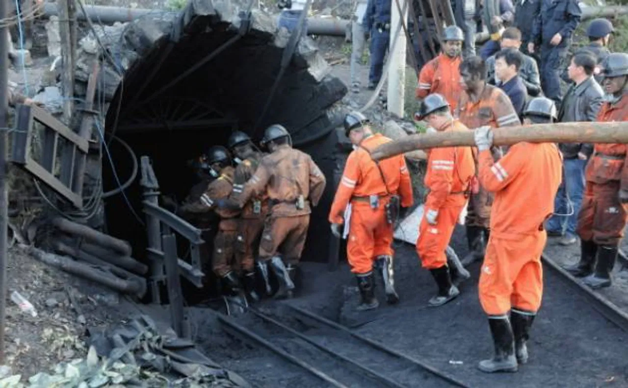 22 coal mine workers struck after coal mine accident in China 