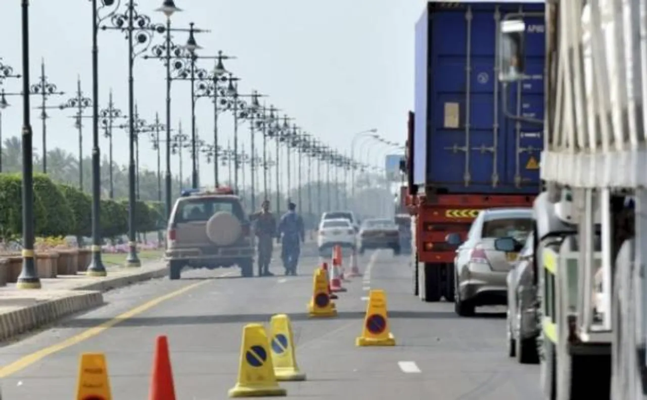Four passengers killed in bus accident, 20 injured 