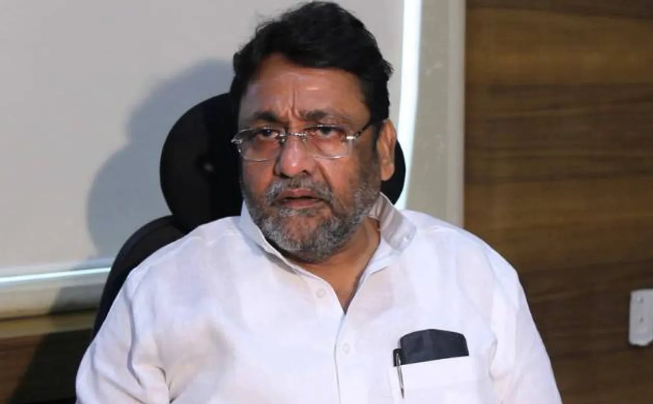 Two NCP rival groups clash during a meeting in Mumbai