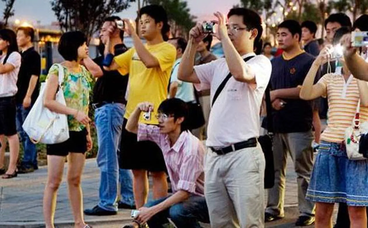 Demonetisation aftermath: India asks Chinese travelers to carry credit, debit cards 