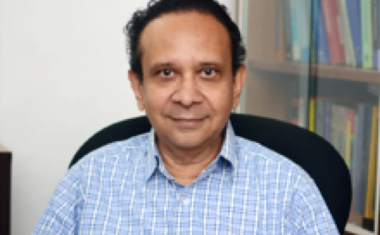  Indian astrophysicist Thanu Padmanabhan wins challenge on dark energy after ten years