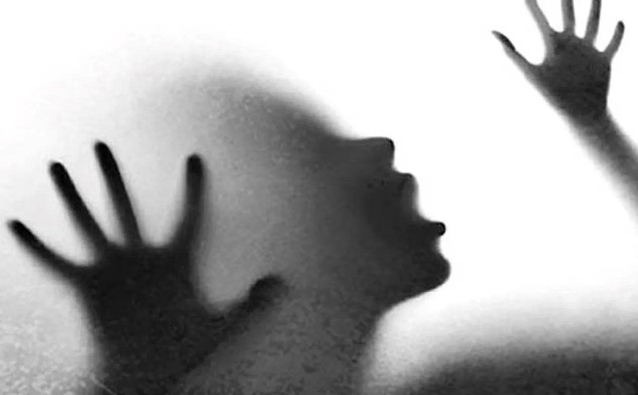 Woman shooter files rape charge against Arjuna award winner 