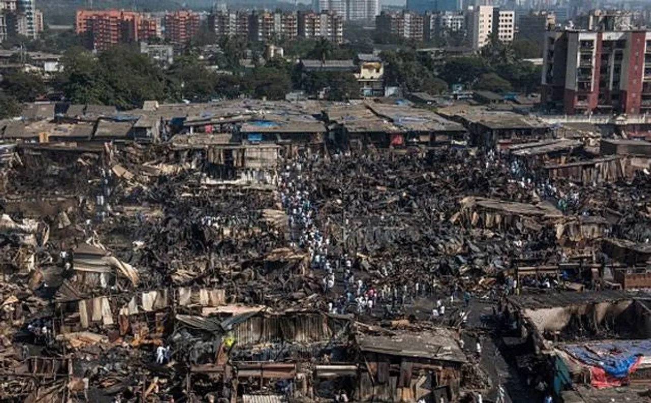 Delhi: 700 jhuggis in Rithala catches fire on Monday morning; no loss of life reported