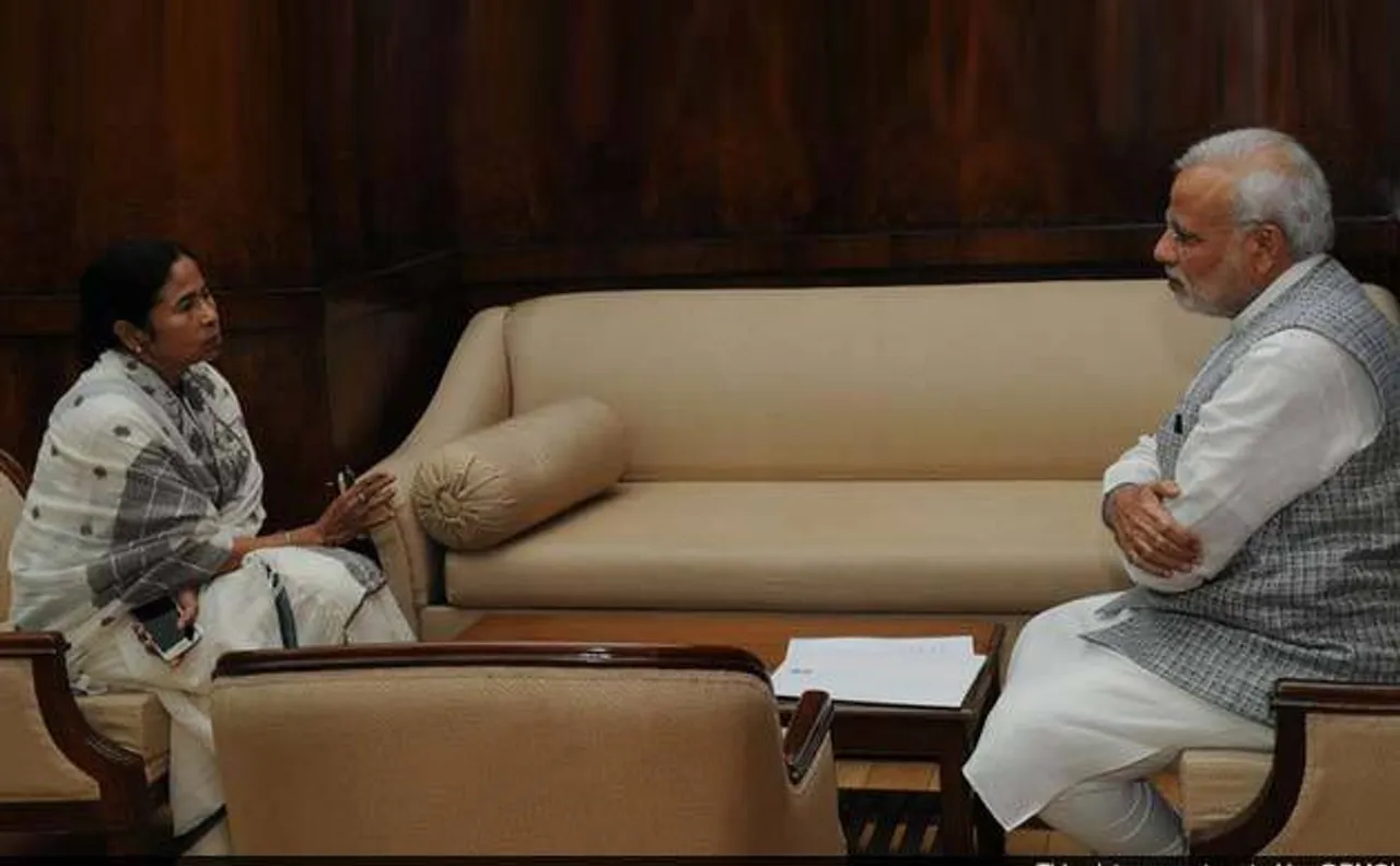 Mamata Banerjee asks PM Modi to step down over demonetisation