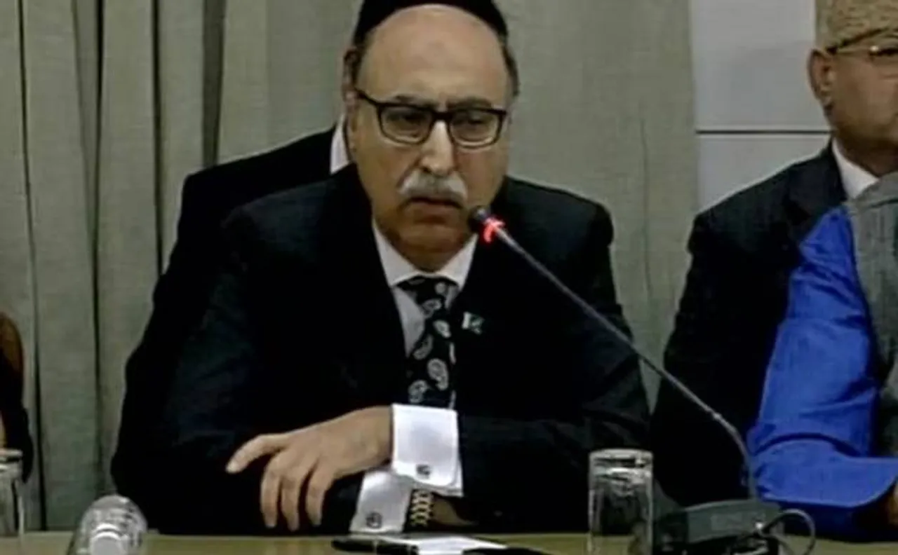 Its high time for Indo-Pak to decide whether to continue with status quo or make a new beginning: Abdul Basit