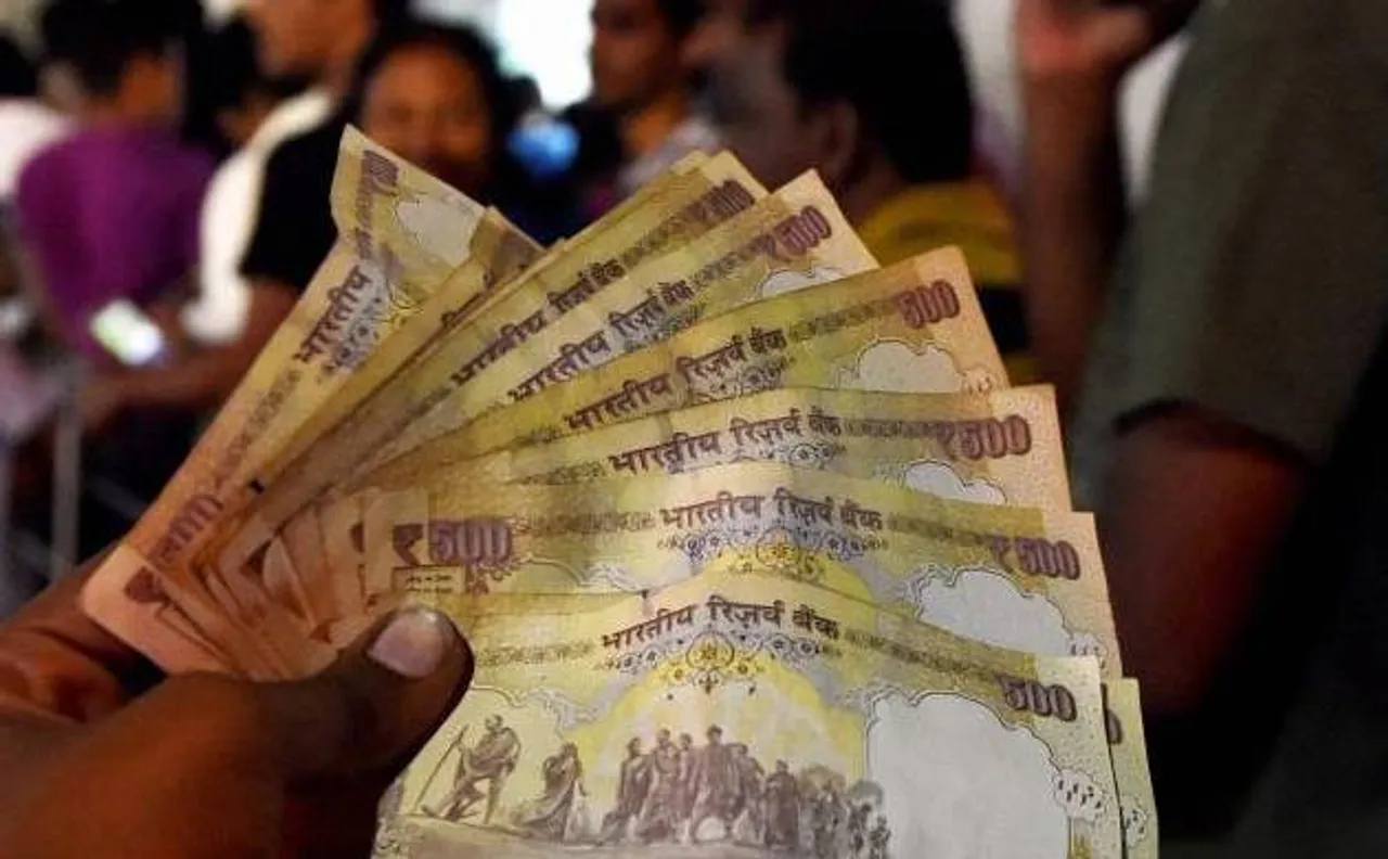 Demonetisation: Old Rs 500 bank notes not to be accepted by Railways, buses and Metro after December 10