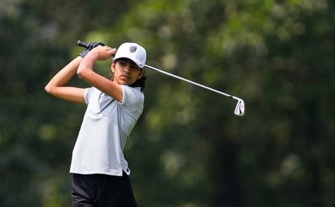 Diksha Dagar and Tvesa Malik strong title contenders at All India Ladies Amateur Championship