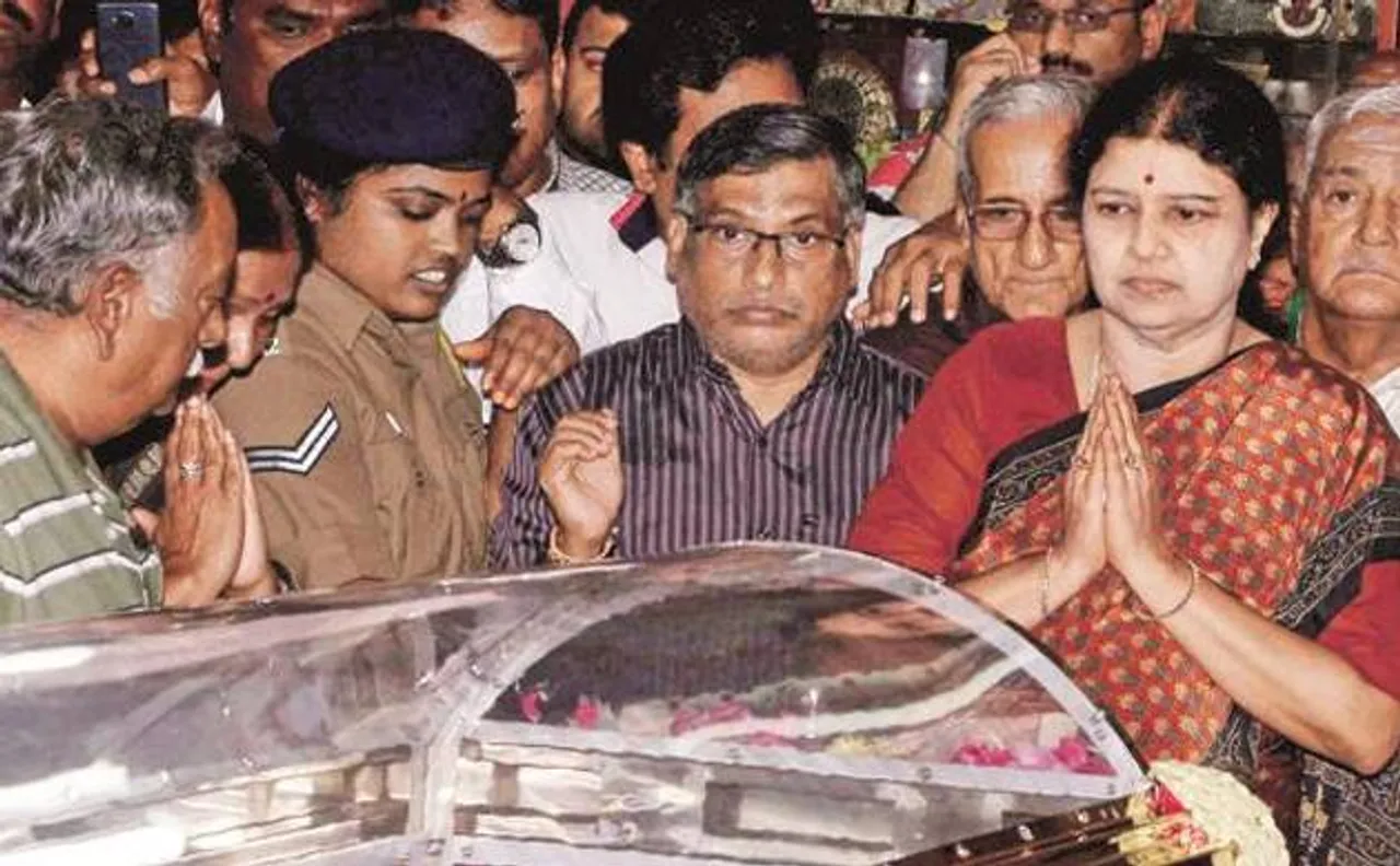 Jayalalithaa's long time aide Sasikala appears all set to take over mantle of AIADMK General Secretary