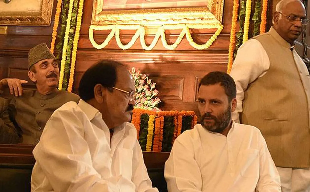Union Minister M Venkaiah Naidu hits out at Rahul Gandhi over his earthquake remark