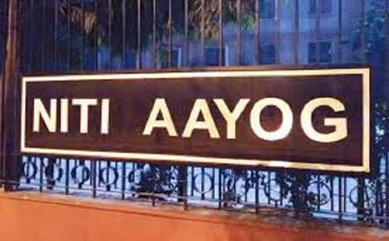 NITI Aayog proposes lucky draw to encourage digital transactions