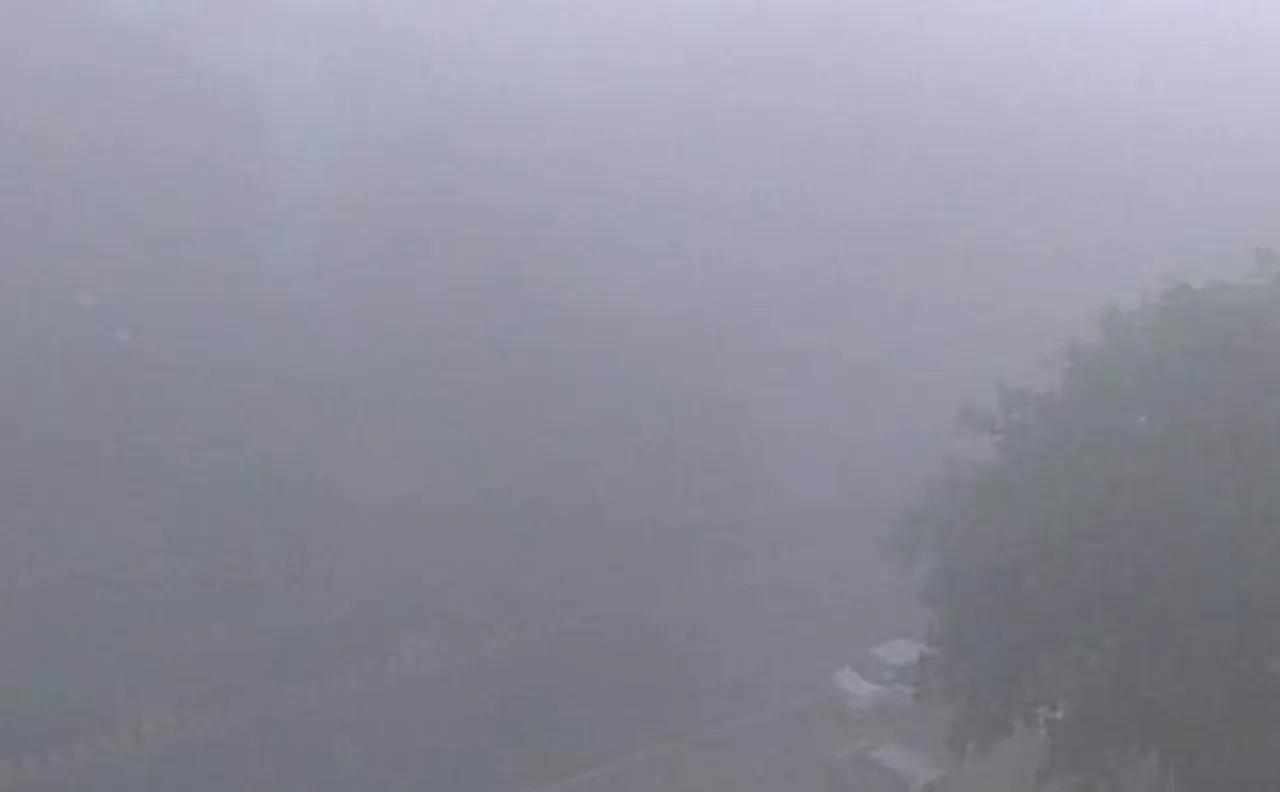 Dense fog in North India region on Sunday delays trains, flights