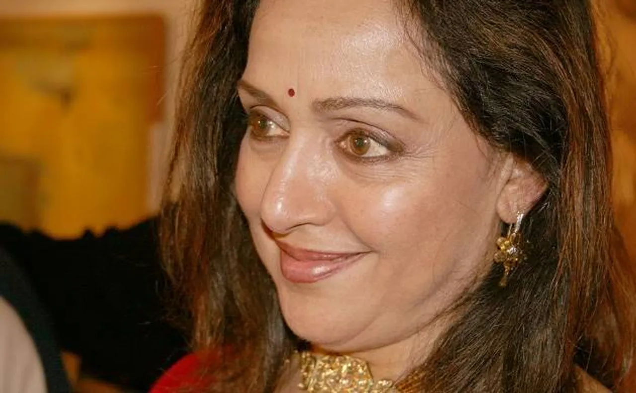 BJP MP Hema Malini to hold cashless transactions workshop in Mathura