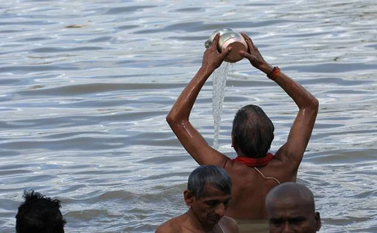 Hindus least educated religious group in world, 41% of them have no formal education; Jews highly educated: Pew survey