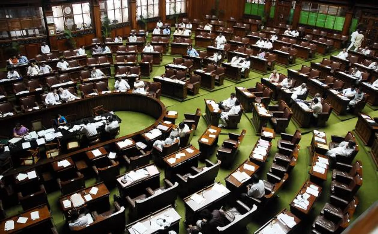 Winter Session wash-out | Advani 'feels like resigning' over disruption, speaker sympathises with him