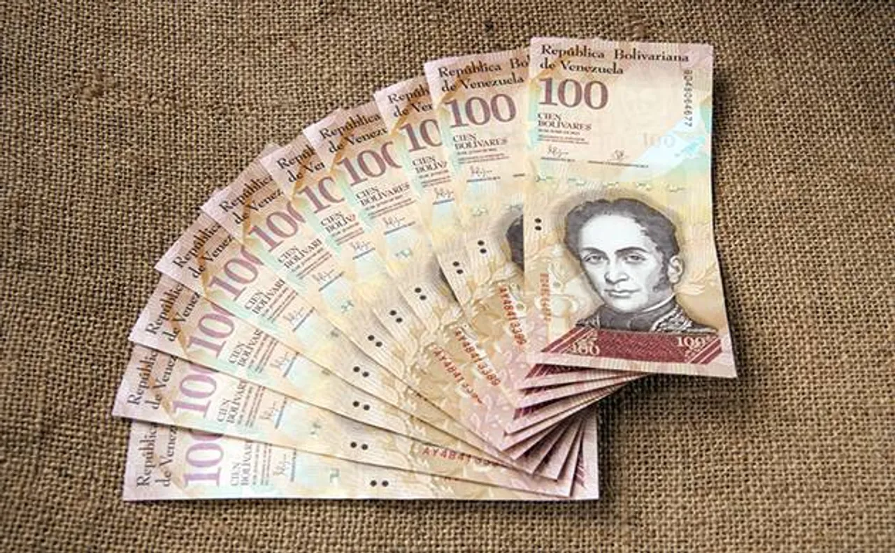Amidst chaos and protests, Venezuela delays demonetisation of largest currency bills