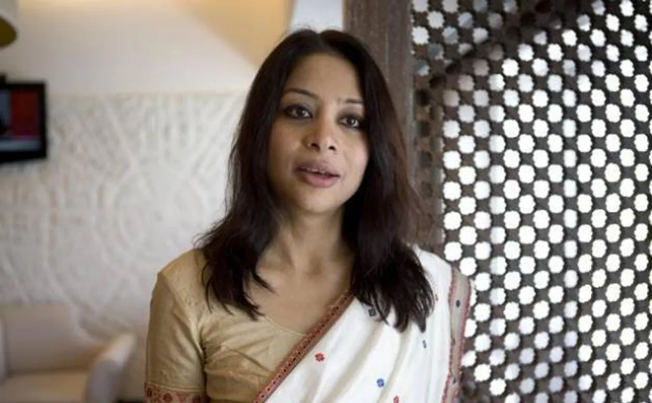 Indrani Mukerjea breaks down after learning about father's death