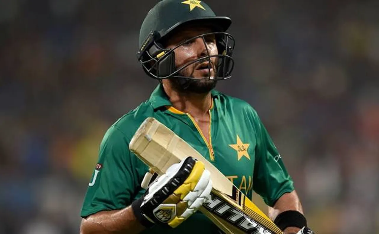 Shahid Afridi disappointed on detention of his fan in India 
