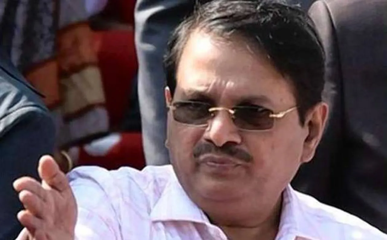 I-T officials quiz Tamil Nadu chief secretary Rama Mohana Rao after raids 