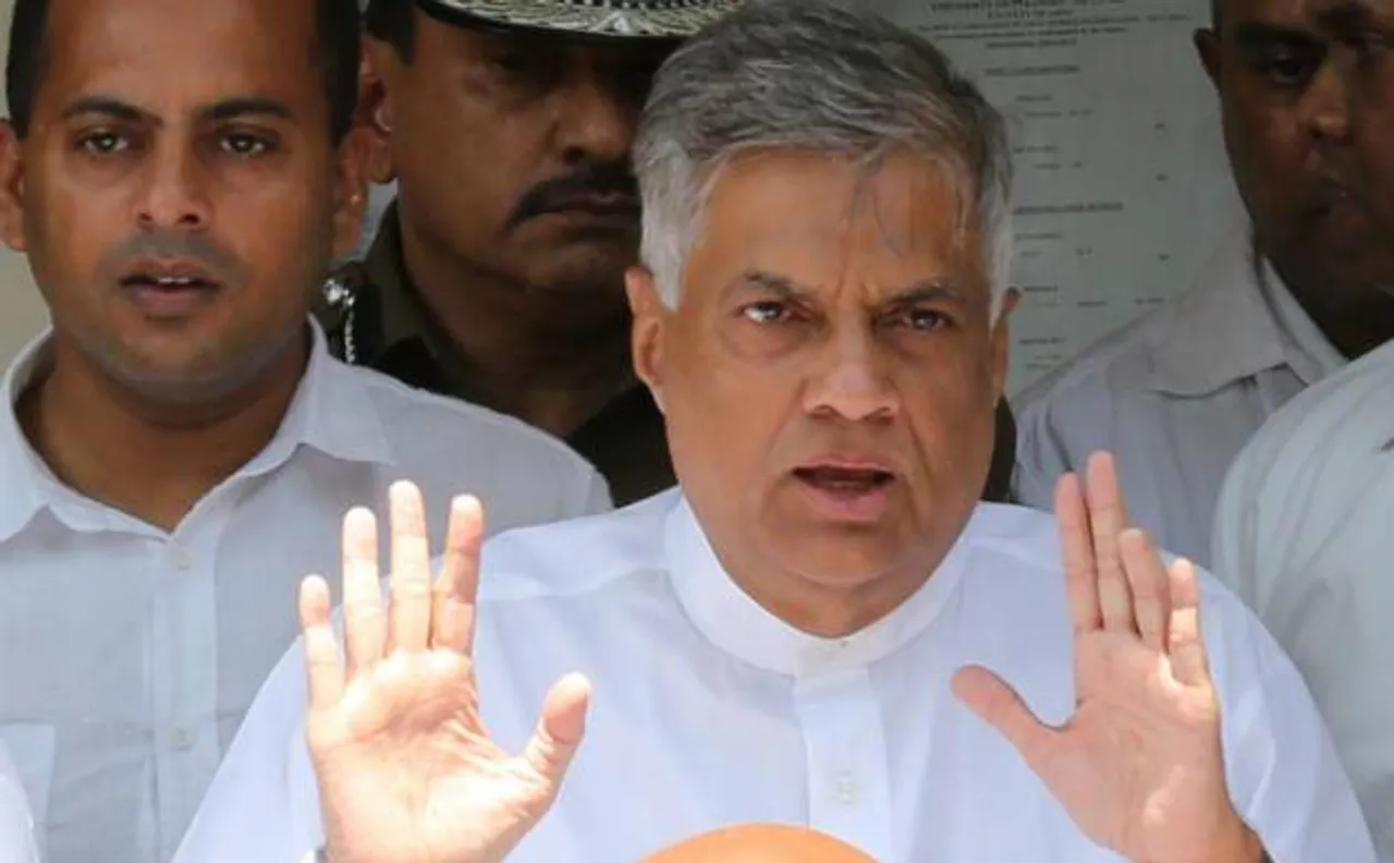 Sri Lankan PM Ranil Wickremesinghe offers worship at Tirumala temple
