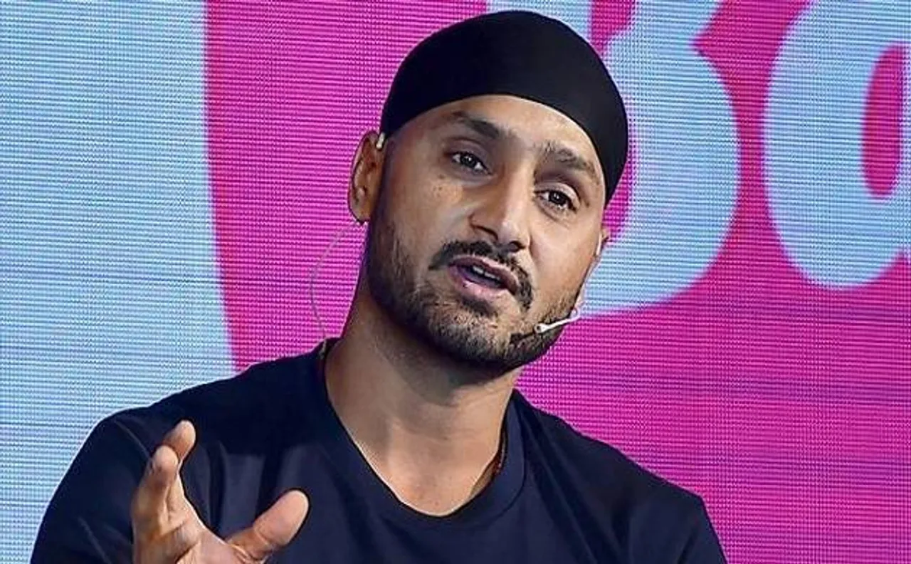Stop spreading rumours, I have no plans to join politics any time soon, says Harbhajan Singh