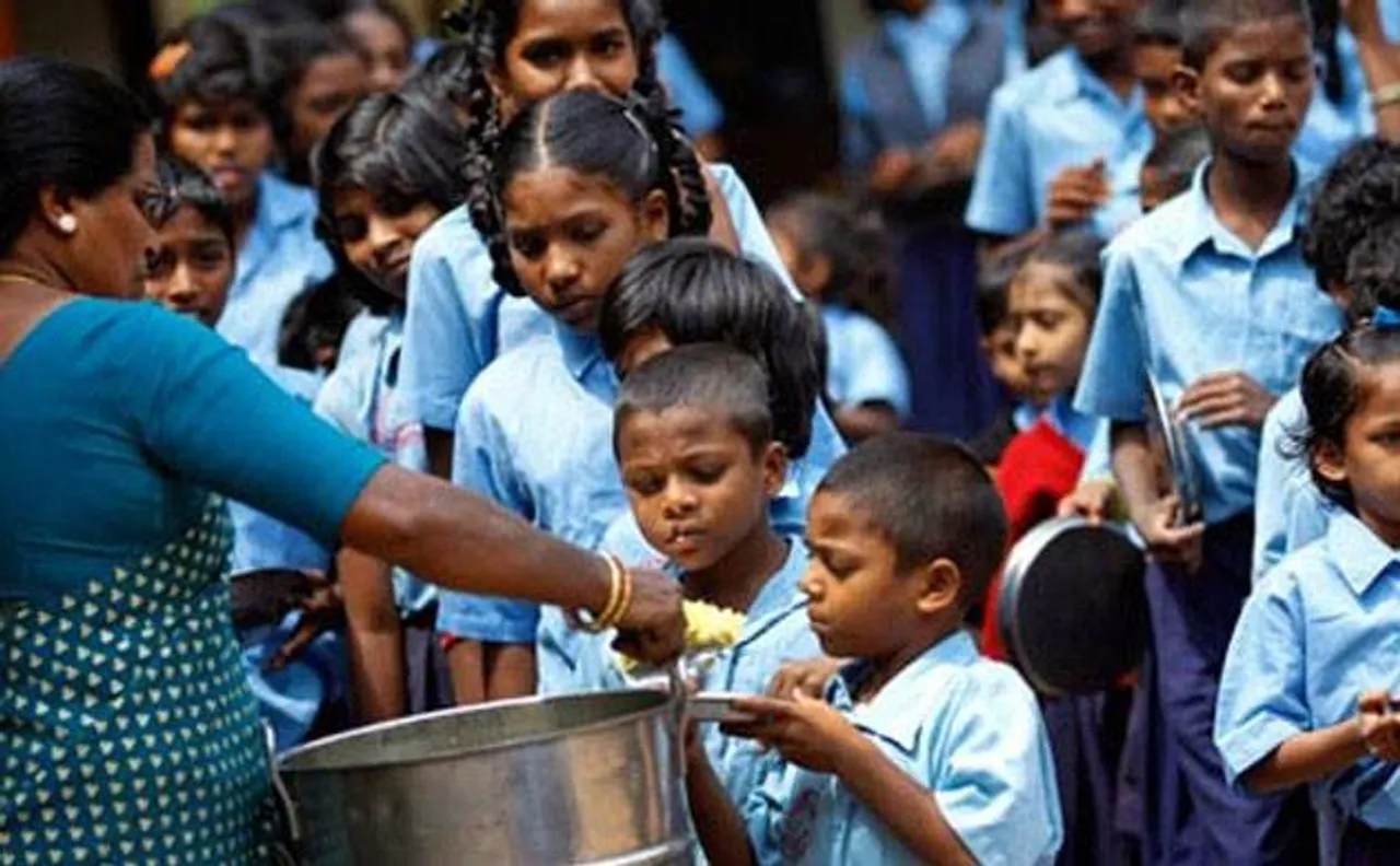 Telangana: 5-year-old boy dies after falling in vessel of hot sambar during mid-day meal