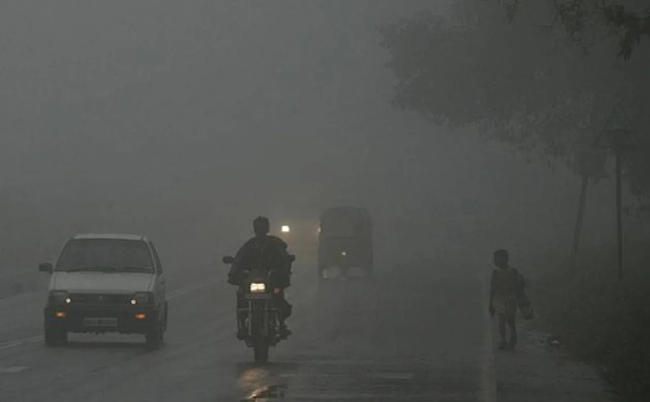 Dense fog claims 7 lives during road accidents in Uttar Pradesh
