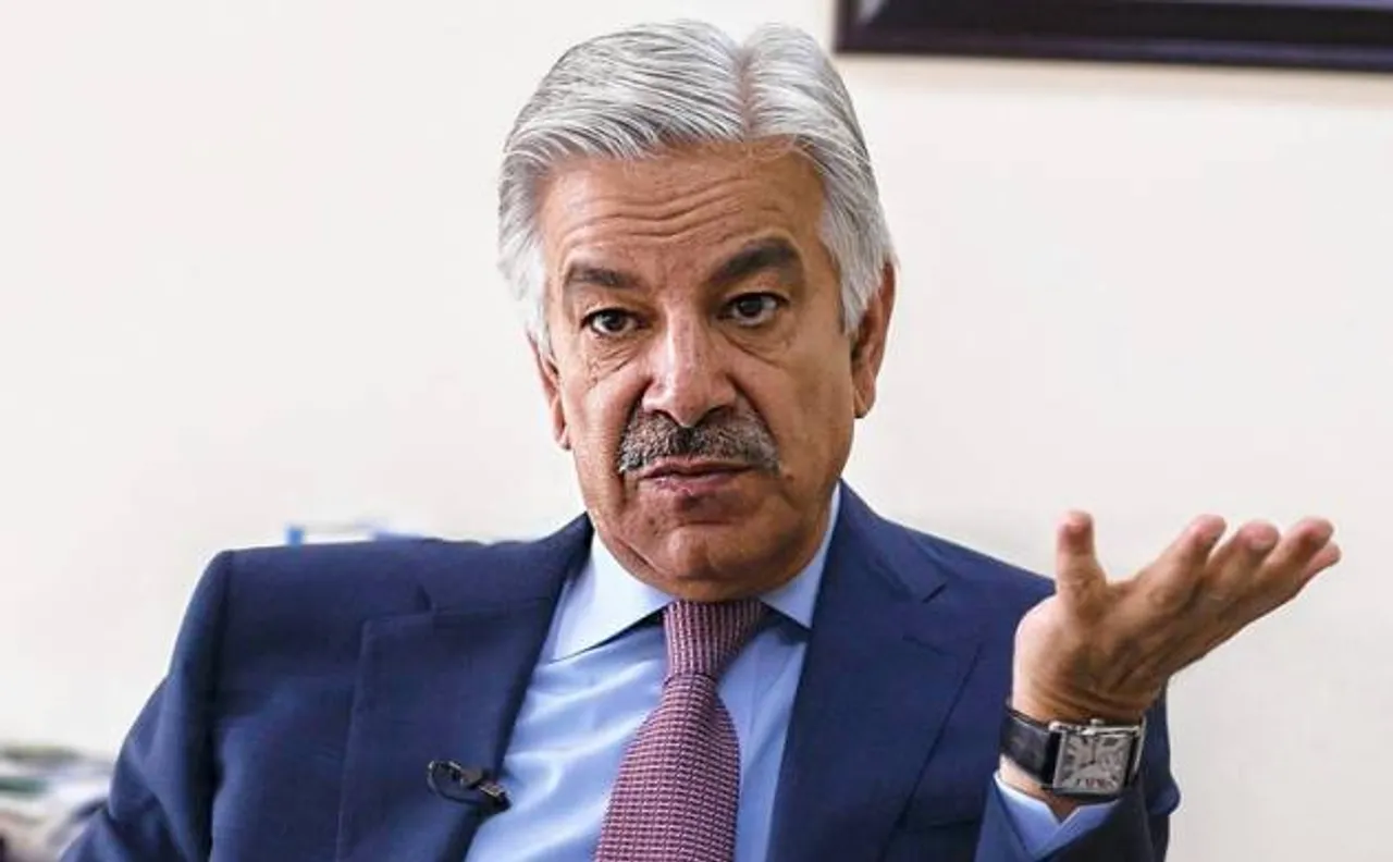 Pak defence minister issues Nuke threat to Israel on basis of fake news