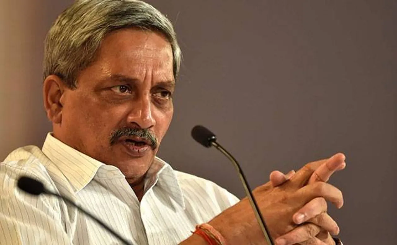 Defence Minister Manohar Parrikar says cashless Goa neither possible nor desirable
