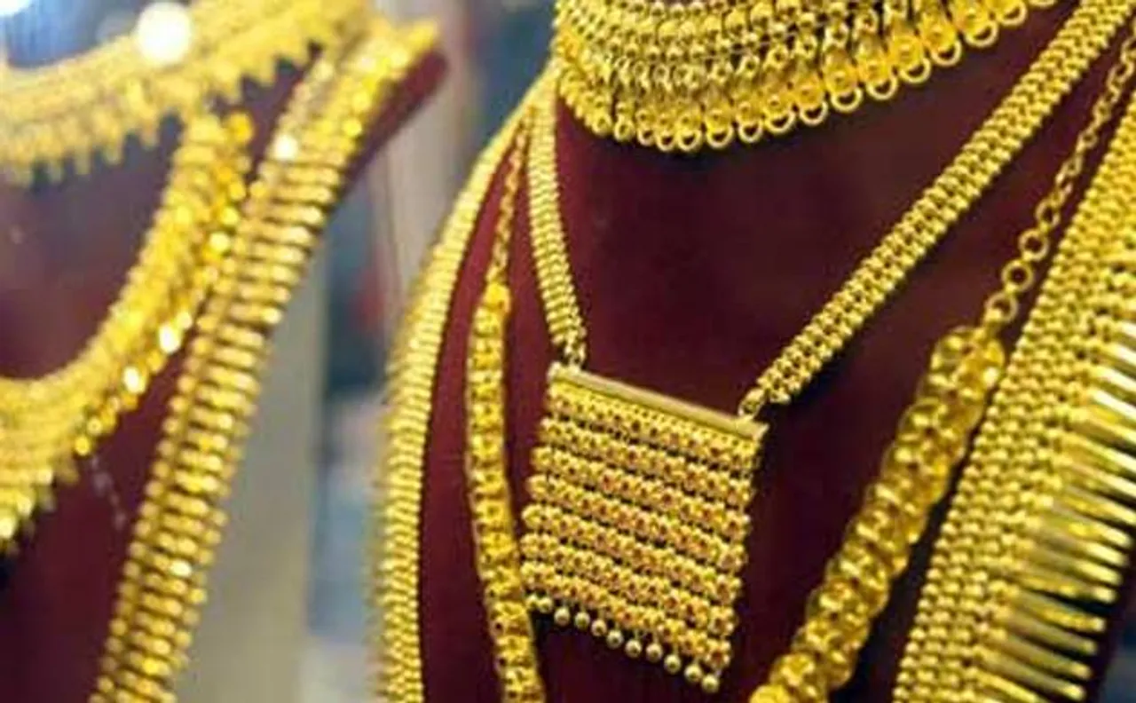 Hallmarking on gold ornaments, coins and biscuits to be compulsory from Jan 1