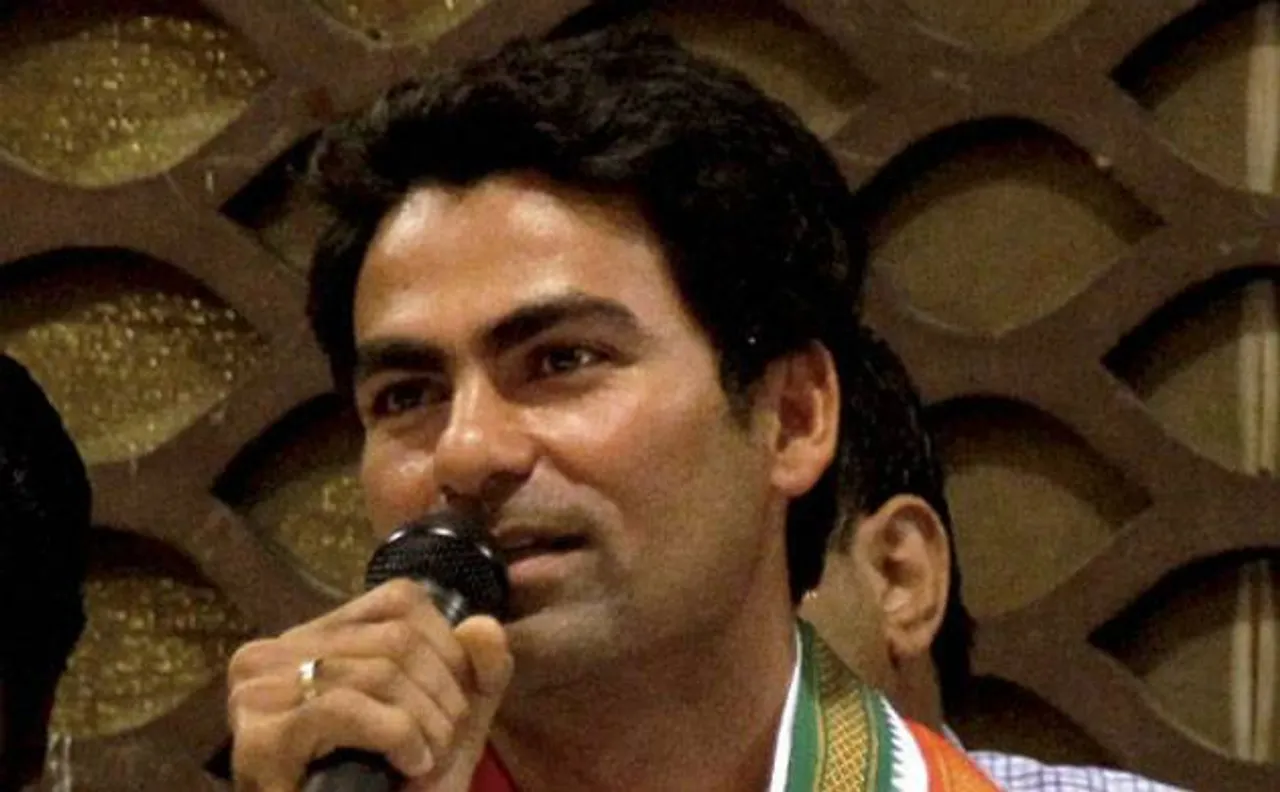 Social media trolls dare Mohammed Kaif, he whacks them off for a Six!