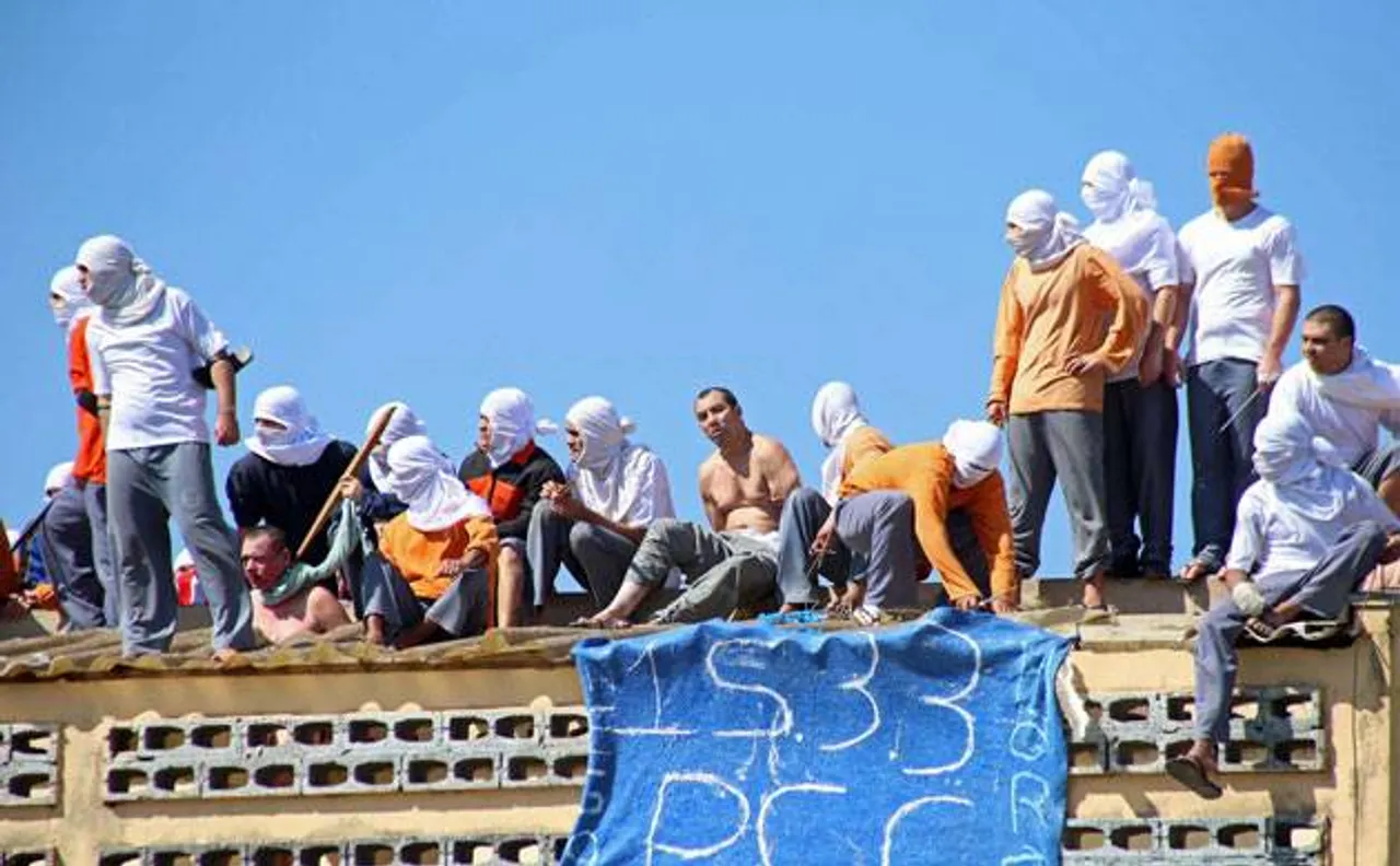 Brazil: At least 60 killed in prison riots due to fighting between rival gangs